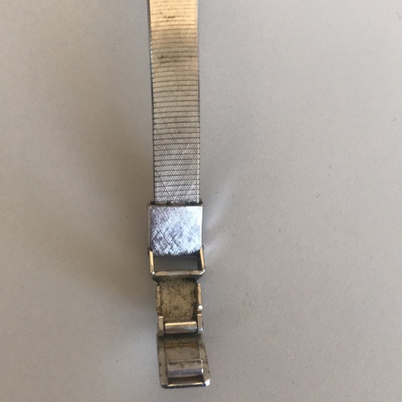 Final price drop! Seiko quartz brushed silver stainless steel watch - Picture 6 of 9